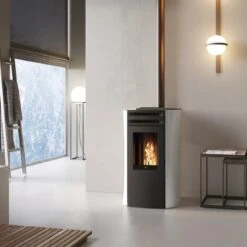 Pelletofen Edilkamin Dania Air Tight 6 KW -Brunner Verkäufe Pelletofen Edilkamin Dania Air Tight glas weis amb 2023 900x900 2